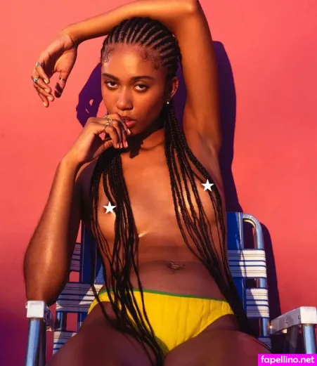 M00dyx OnlyFans Thumbnail #Jf4tYp2CaF