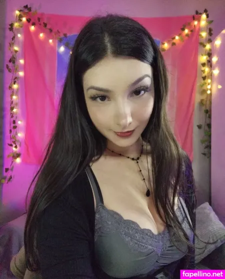 M00n Spell Main Profile Photo