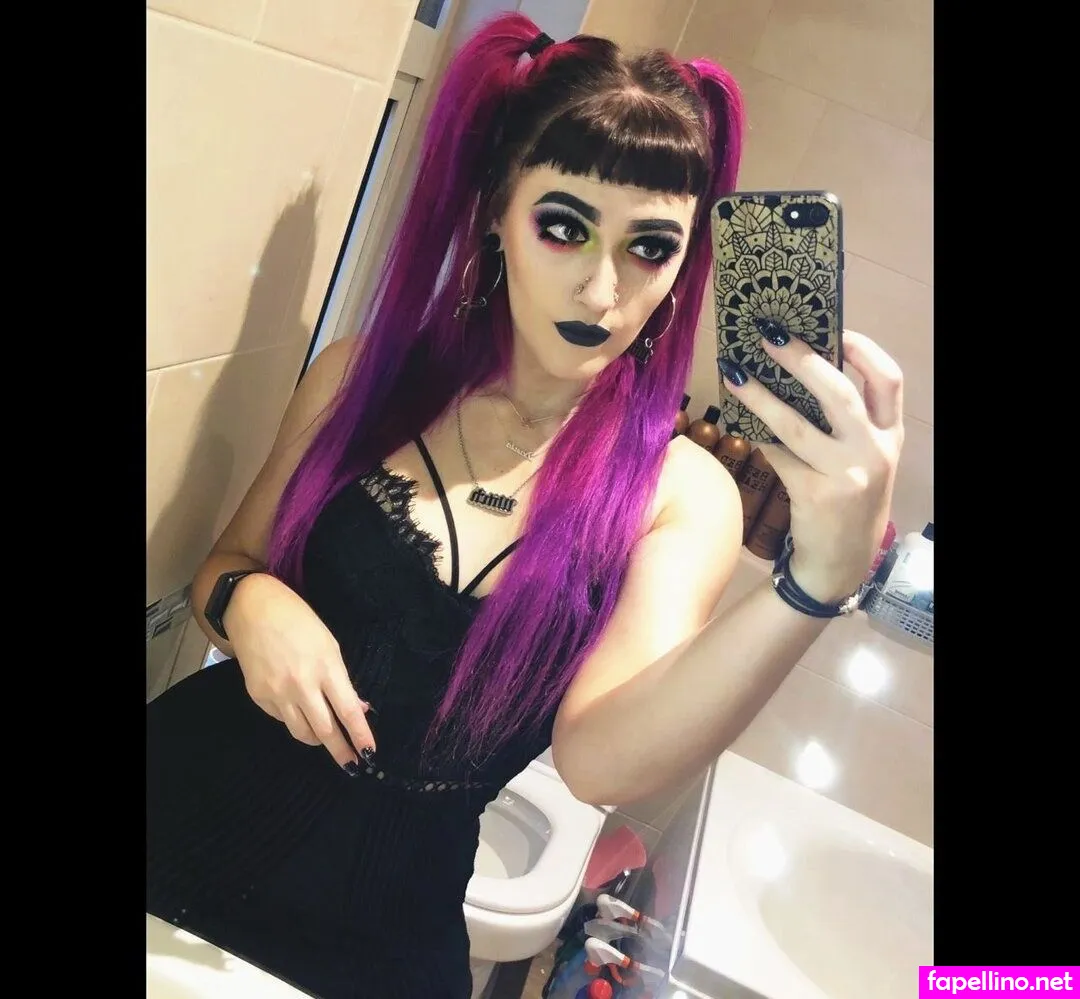Danie Baugh, m0sh_mall0w Nude Leaked OnlyFans Photo #1yKBQRlAib