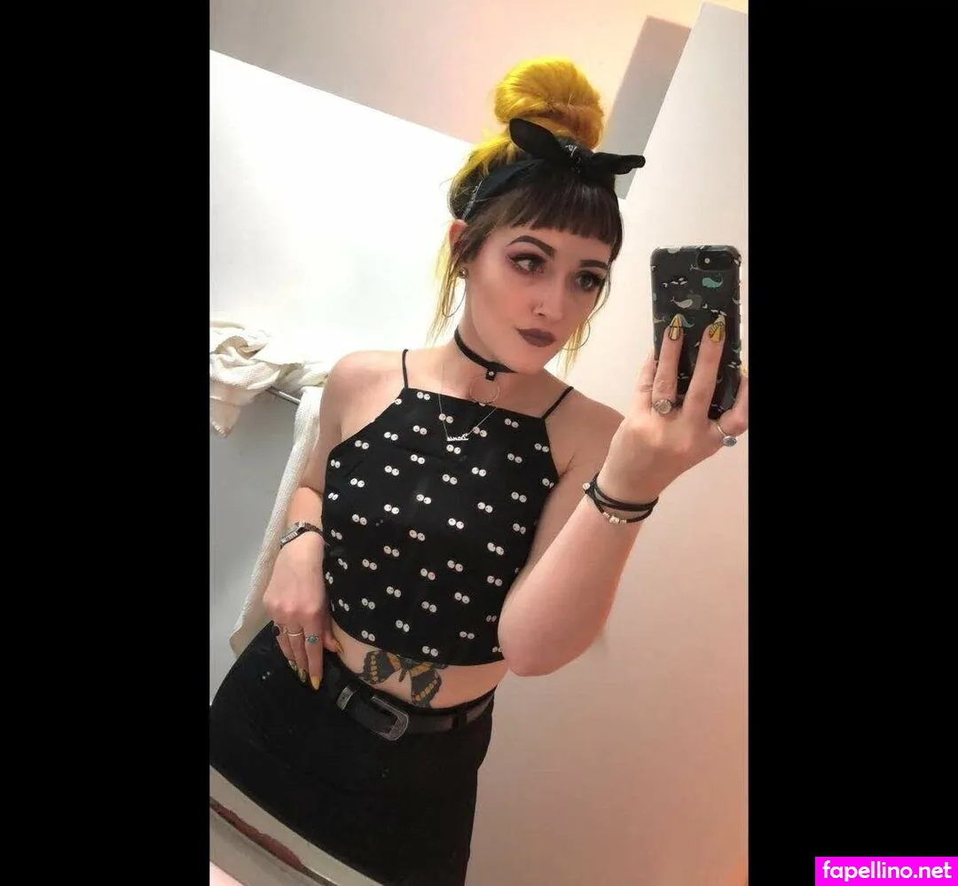 Danie Baugh, m0sh_mall0w Nude Leaked OnlyFans Photo #FstgGlZnlx