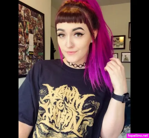 M0sh Mall0w OnlyFans Thumbnail #Veye5IQnIX