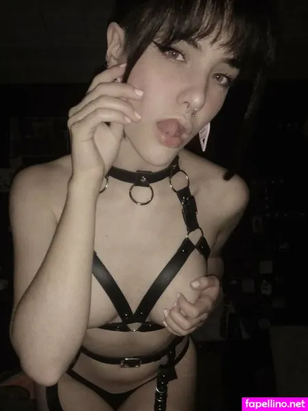 M0ther Russ14 OnlyFans Thumbnail #nhJxkpa1ce