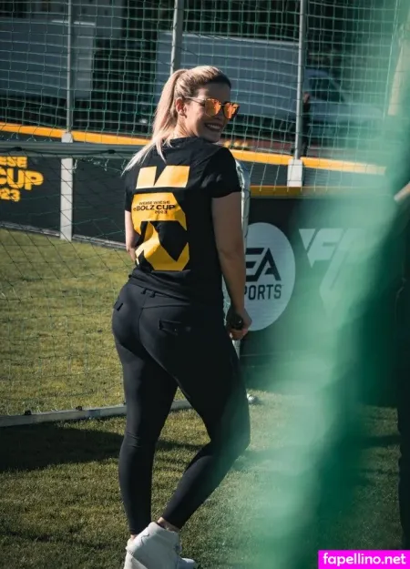 M3llytheone OnlyFans Thumbnail #cjORhTCu1z