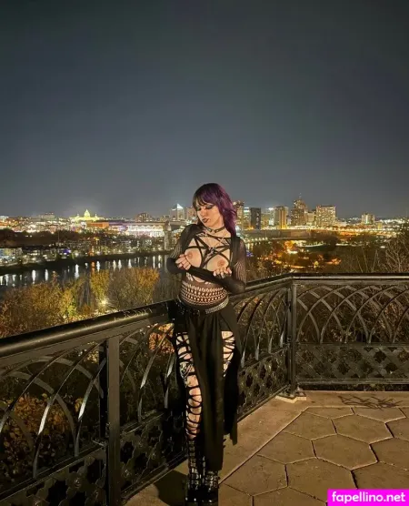 M3xxxy33 OnlyFans Thumbnail #c2jO5GTJMA