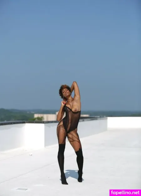 Maat Petrova OnlyFans Thumbnail #zPWIFD8JF8