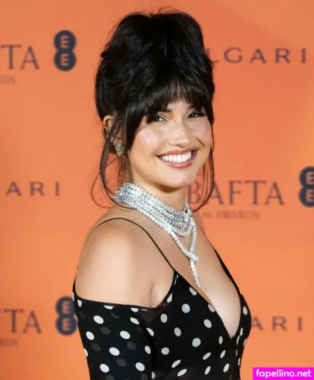 Mabel OnlyFans Thumbnail #Virnl9qPcf