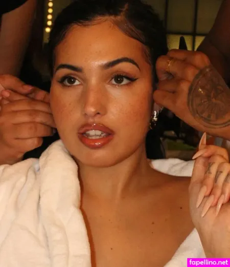 Mabel OnlyFans Thumbnail #ePyeDYzsL2