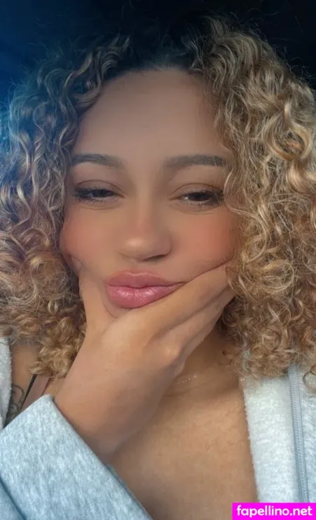 Macaiyla 2 OnlyFans Thumbnail #nfw2EwJLnV