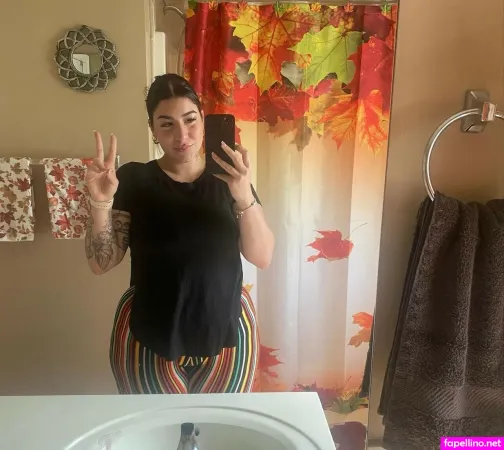 Macaronimicaela Main Profile Photo