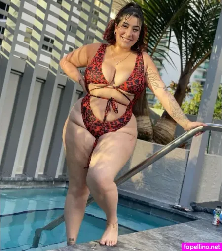 Macaronimicaela OnlyFans Thumbnail #tnyKxxlvY6