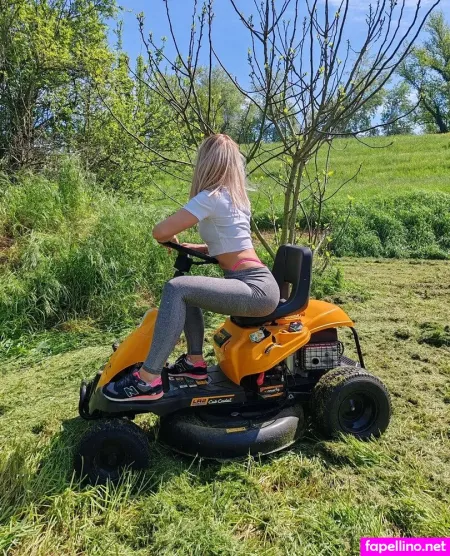 Machepiacerefree OnlyFans Thumbnail #e50lWVBsO3