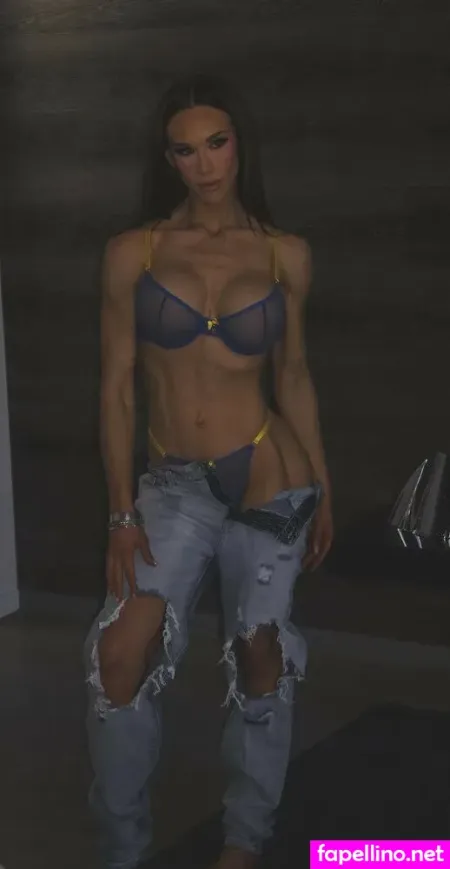 Macie Lovell OnlyFans Thumbnail #G8LqxXcx99