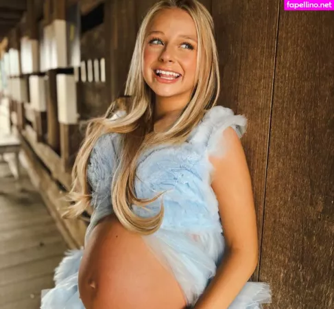 Macimccarley OnlyFans Thumbnail #JmonCxKZ07