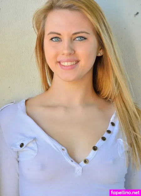 Mackenzie Ann OnlyFans Thumbnail #H9VjTJzTI0