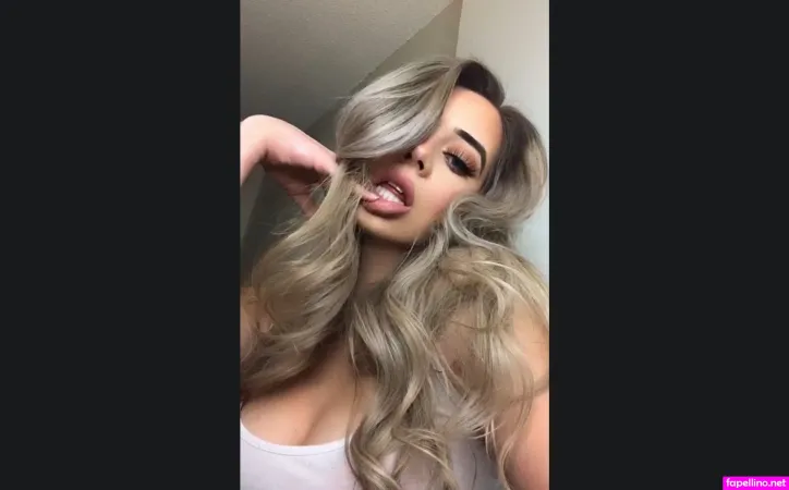 Mackenzie Carson OnlyFans Thumbnail #KCXCt3aETM