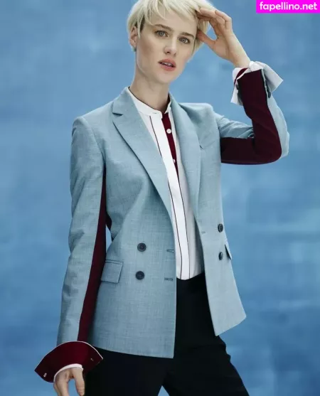 Mackenzie Davis OnlyFans Thumbnail #HNIO1Vo5XB