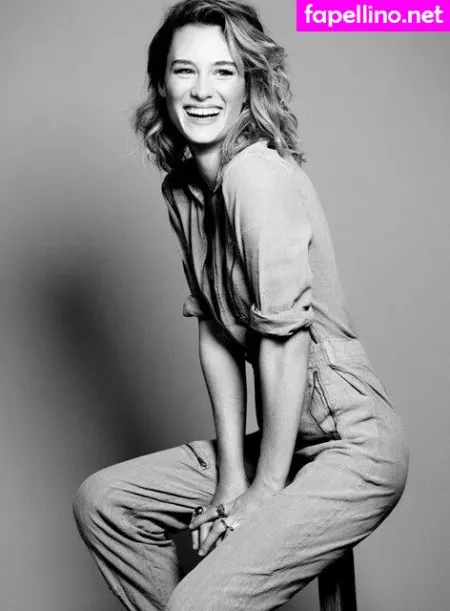 Mackenzie Davis OnlyFans Thumbnail #ih5q2uNU6f