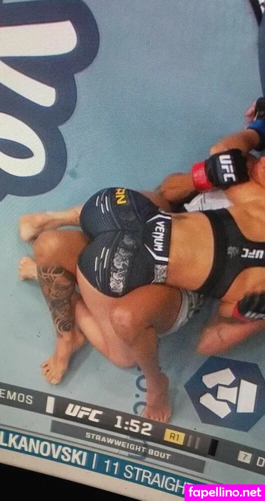 mackenziedern Nude Leaked OnlyFans Photo #xAloEJAuxo