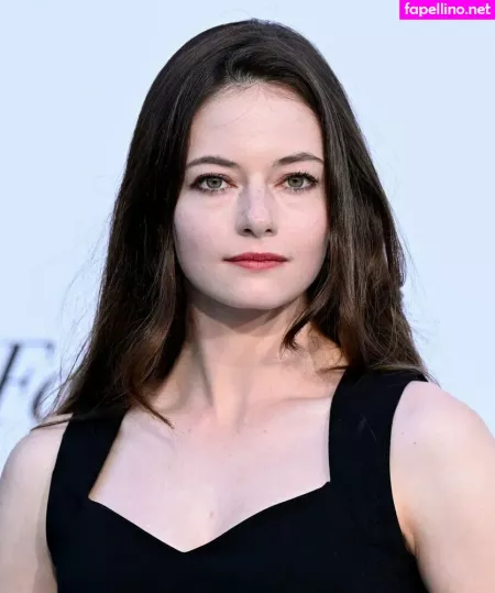 Mackenzie Foy OnlyFans Thumbnail #7wsmieo5YT