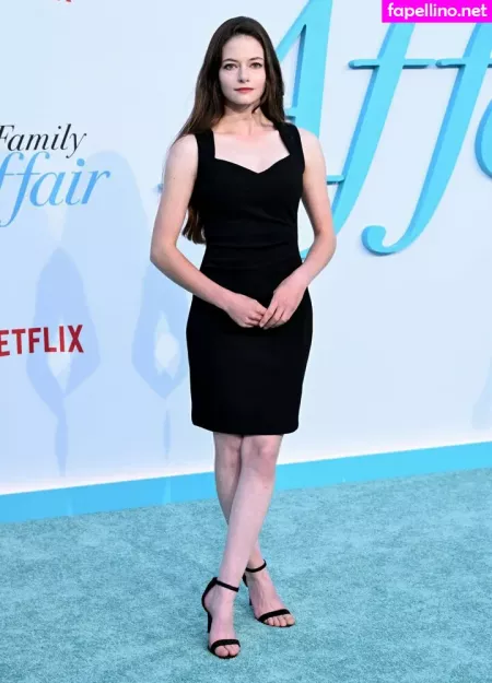 Mackenzie Foy OnlyFans Thumbnail #R6CwYEyxZ7