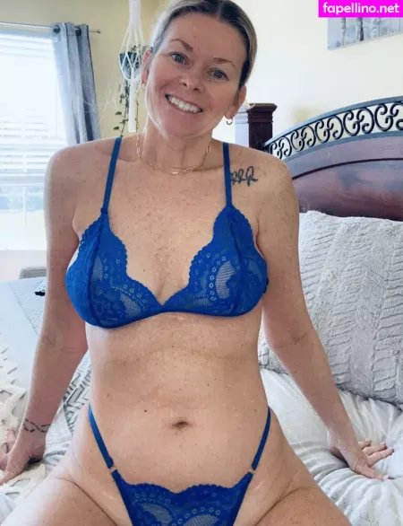 Mackenzie J OnlyFans Thumbnail #0cFUvydxI0