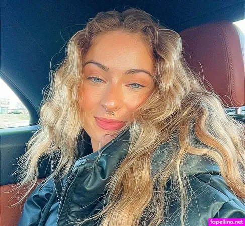 Mackenzie Meyer OnlyFans Thumbnail #eZqu70o0Vv