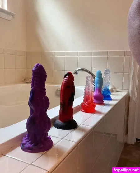 Mackenzie Moon OnlyFans Thumbnail #6AjE2NbP1O