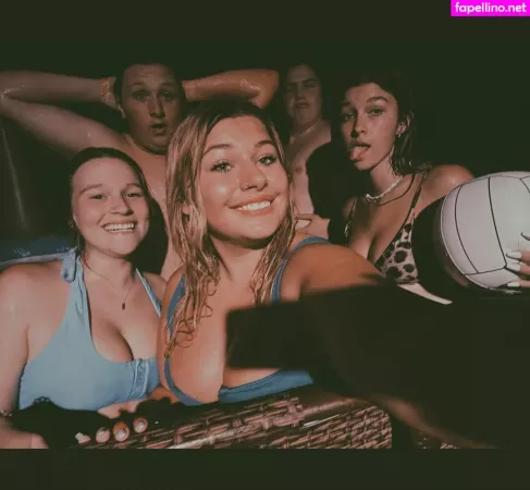 Mackenzie Spohn OnlyFans Thumbnail #egPyr8RfZ9