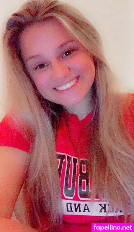 Macy Nicole Burris OnlyFans Thumbnail #GswyY0o6ey