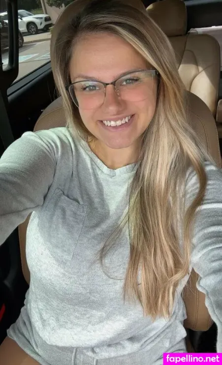 Macynicoleb OnlyFans Thumbnail #XWx8kXjn6l