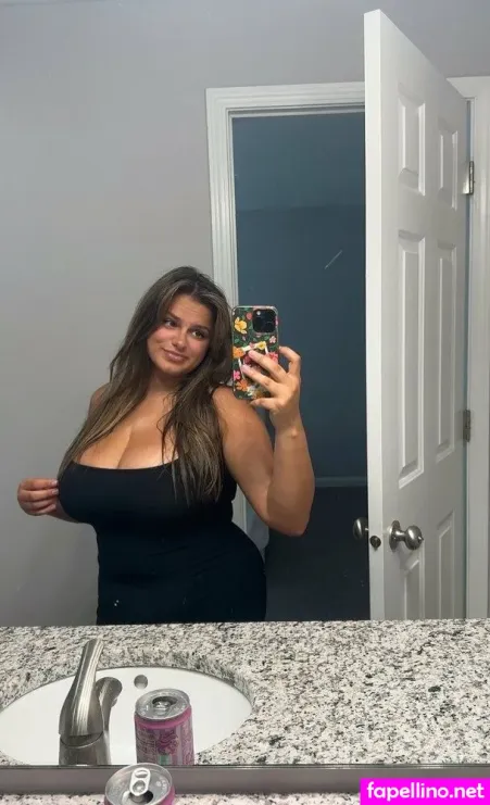 Macynicoleb OnlyFans Thumbnail #iRDKoJgGAe