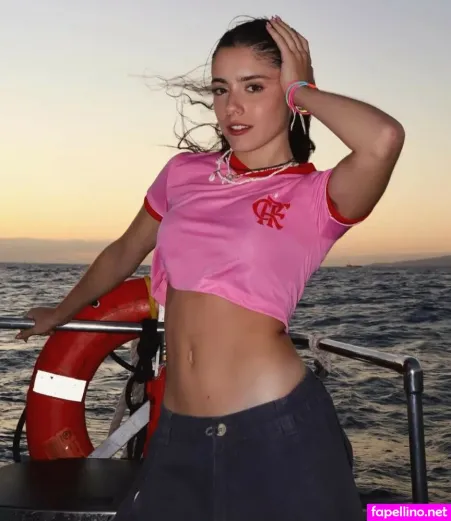 Madalena Aragao OnlyFans Thumbnail #lBrhEyB4rv