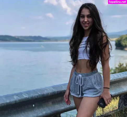 Madalina Mates OnlyFans Thumbnail #o0ecLZVwsy