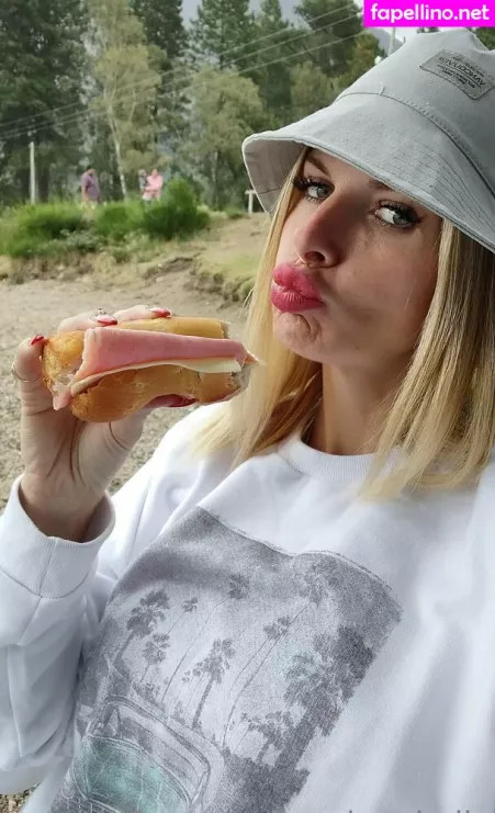 Madam Bella OnlyFans Thumbnail #FclrAV4FXG