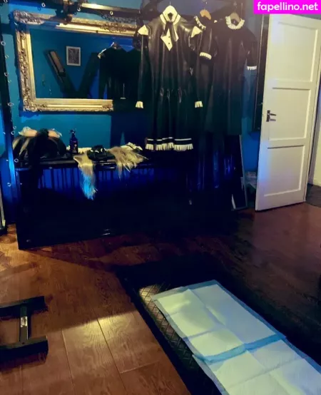 Madam Caramel OnlyFans Thumbnail #zZp7lR7LL4