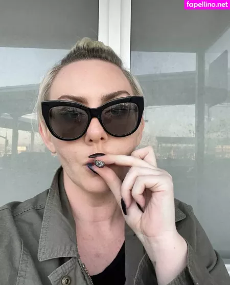 Madam Genevieve OnlyFans Thumbnail #sOEjkWU9JG