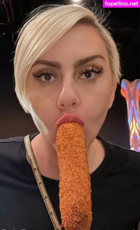 Madam Genevieve OnlyFans Thumbnail #xek55xjOTD