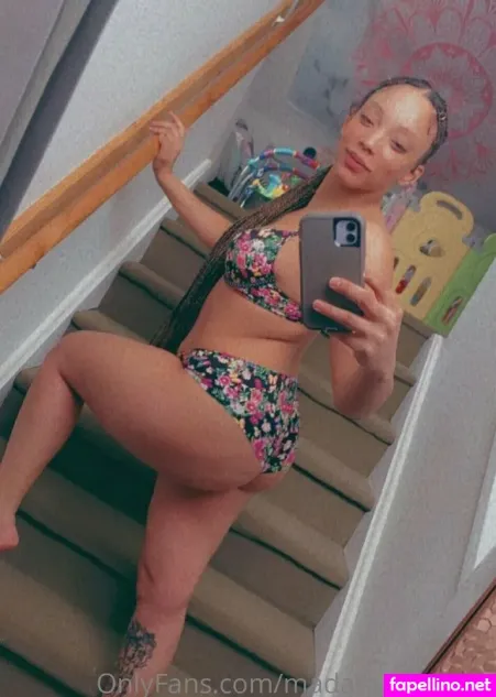 Madam Mulatto OnlyFans Thumbnail #6EYjIZFB0u