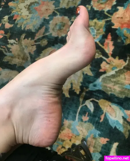 Madam Muriel OnlyFans Thumbnail #NU1YUT9Eja