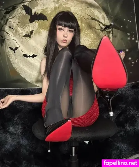 Madam Vampa Main Profile Photo
