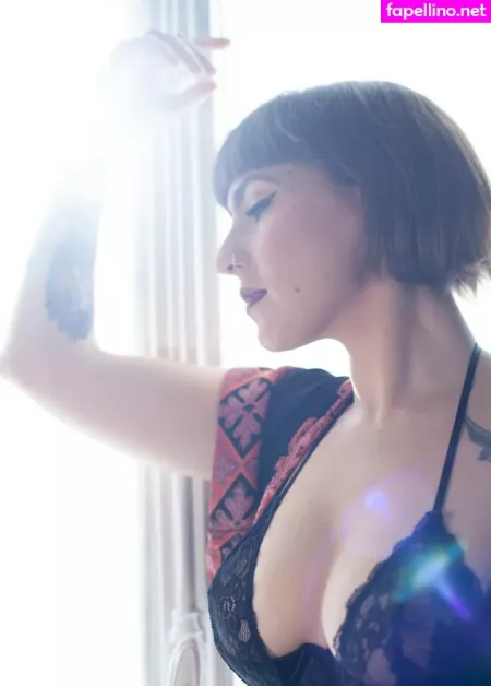 Madame Cherie OnlyFans Thumbnail #n0pa81cqVT