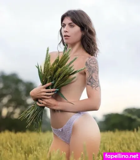 Madame Clarisse OnlyFans Thumbnail #OL0lAuK2mV