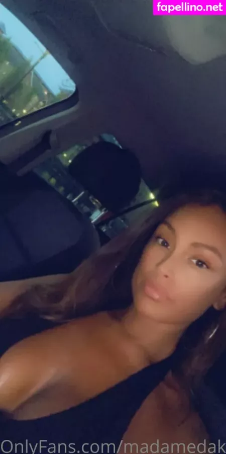 Madamedakota OnlyFans Thumbnail #9yEB4WEPgL