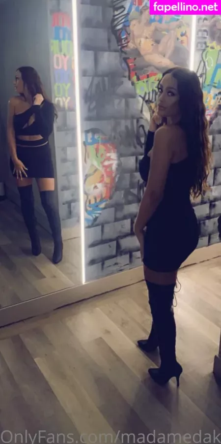 Madamedakota OnlyFans Thumbnail #cxZuIgiFCx