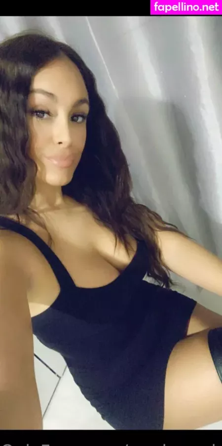 Madamedakota OnlyFans Thumbnail #oZ28tEBHNl