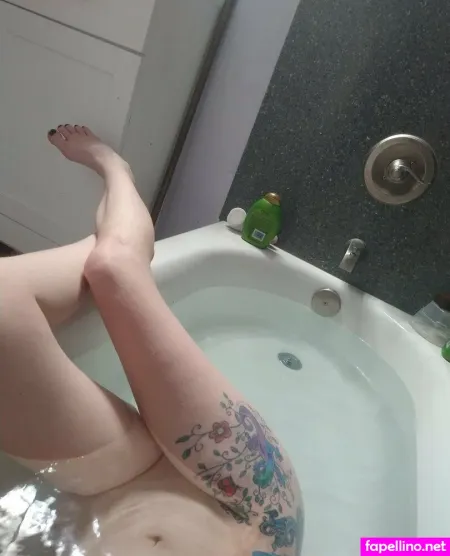 Madamedragnir OnlyFans Thumbnail #1cUKUkI6Lt