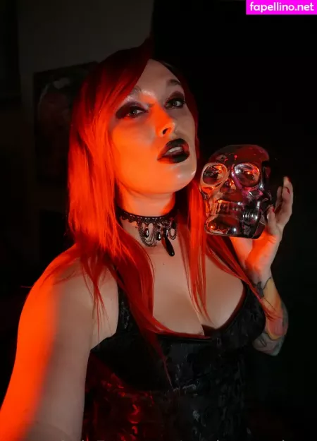 Madammedusa OnlyFans Thumbnail #26XBBElTFn
