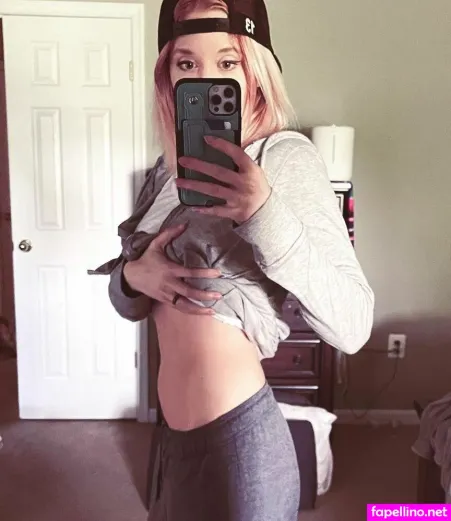 Madamsavvy OnlyFans Thumbnail #aBB1RVyueV