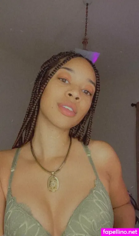 Madamxunique OnlyFans Thumbnail #dlIW41V6Z5