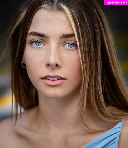 Maddie Henderson OnlyFans Thumbnail #nxtFRElTXd